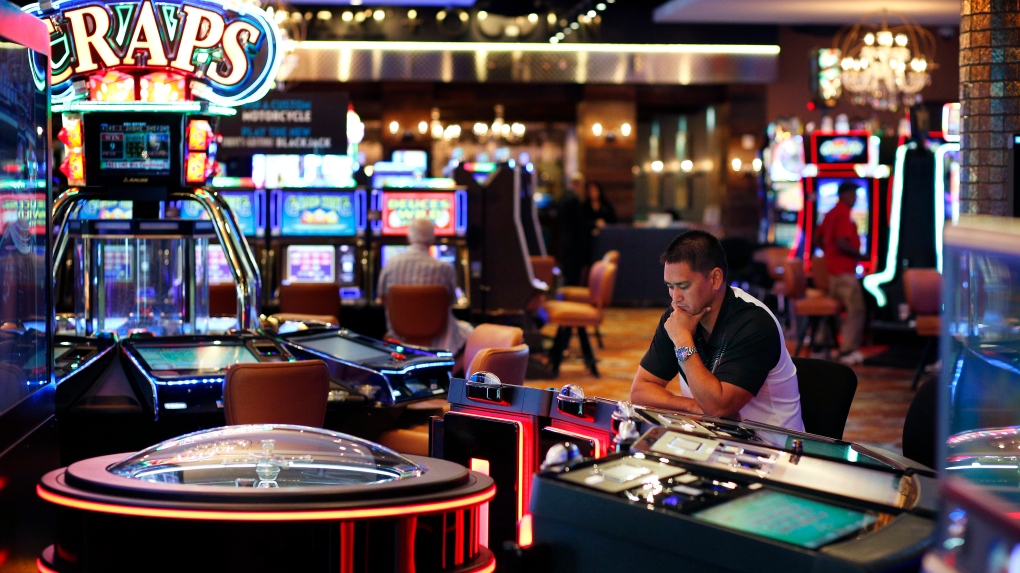 The Thrill of Live Casinos: Bridging the Gap Between Virtual and Real Gaming